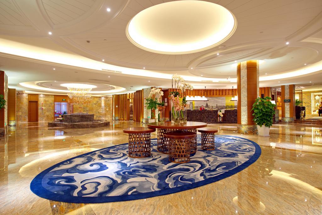 Ramada Shanghai East-Pudong International Airport Exterior photo