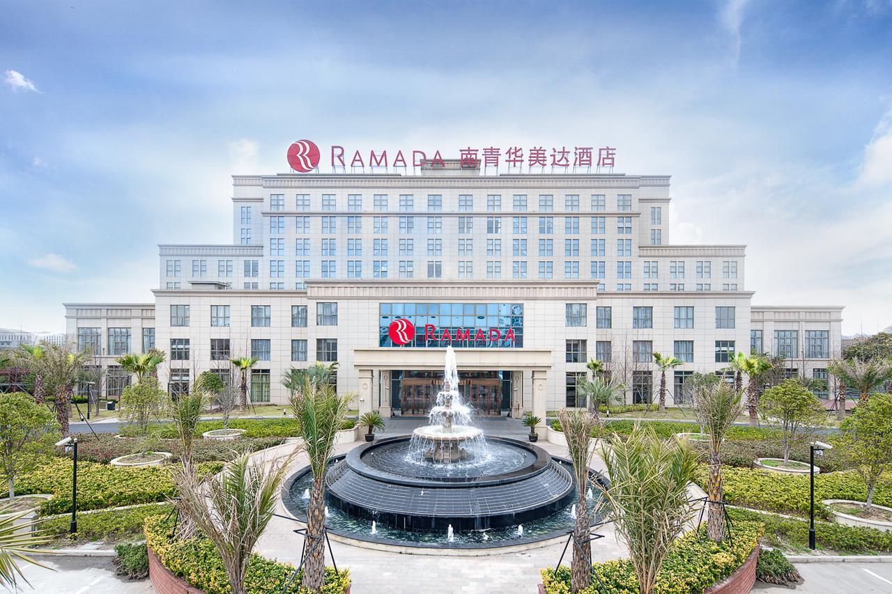 Ramada Shanghai East-Pudong International Airport Exterior photo