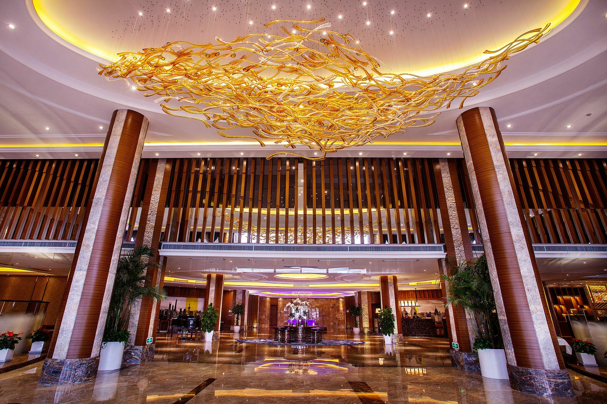 Ramada Shanghai East-Pudong International Airport Exterior photo